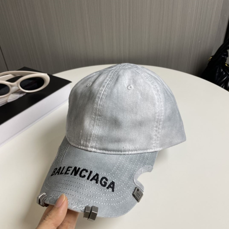 BALENCIAGA